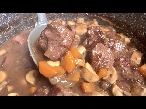 Говядина тает во рту, а соус настоящее объедение! Мясо по-бургундски с овощами!