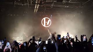 Twenty One Pilots - Tear in My Heart. An Evening With TØP Live at Mexico City