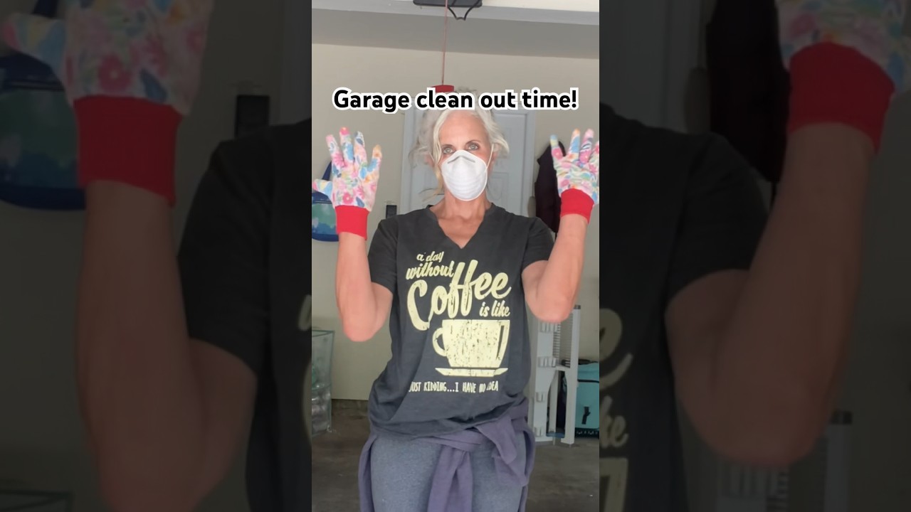 GARAGE CLEAN OUT TIME | 31 YEARS IN THIS HOUSE | MY METHOD 