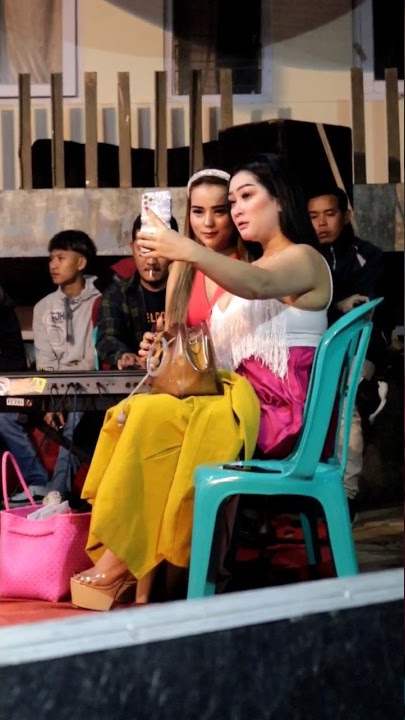 AINA LOLIPOP vs SINTYA RISKE