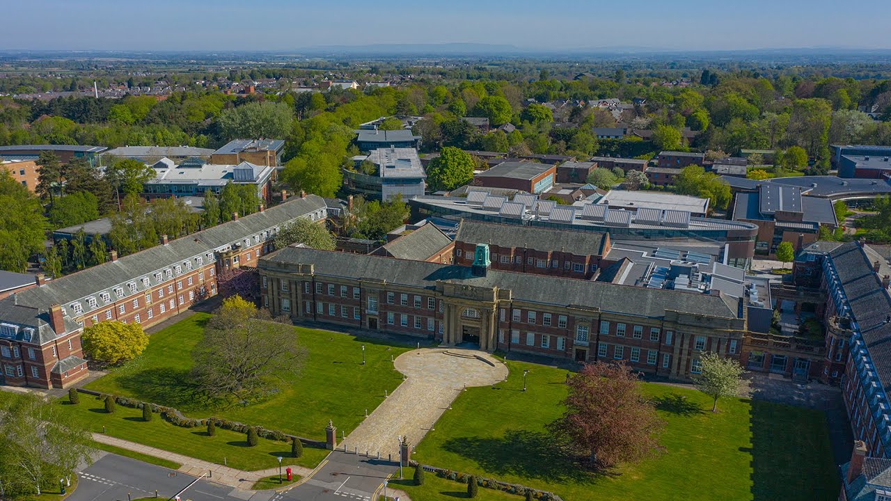 Discover our beautiful campus