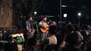 [LIVE] Senar Senja - Untukmu Yang Baru Saja Diwisuda ; at Jazz Mben Senen (March 6, 2017)