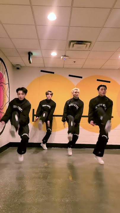 Just dance with #ATEEZ #Shorts