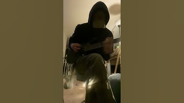 Numetal groove guitar riff played like shit on Munky’s seven string Ibanez