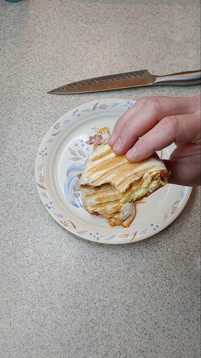 world-s-best-breakfast-burrito-in-35-seconds-youtube