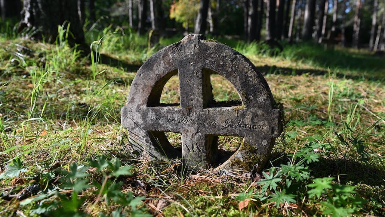 ESTNISKA FORNSVENSKA ÖARNA VORMSÖ OCH ÖSEL