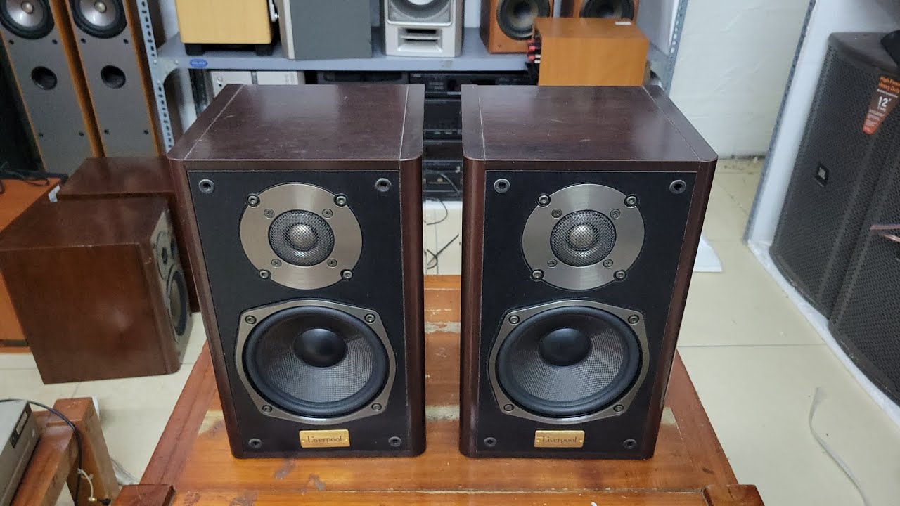 Onkyo D-200ii Liverpool speakers, with the famous copper label