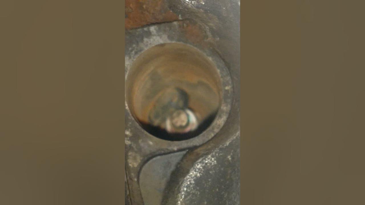 I know why the spark plug won't go on... - YouTube