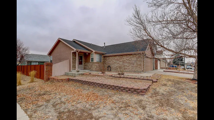 Jennifer Oldham presents 4903 Fontana Court Denver...