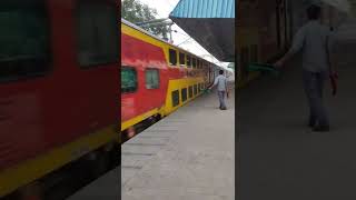 😲 Gatiman india fastest train speed 160 #short screenshot 4