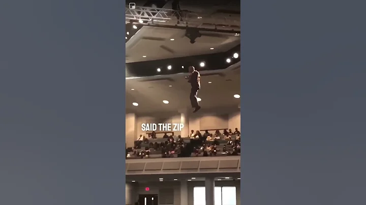 This Pastor flew into church on a zip-line 😂👏 - DayDayNews