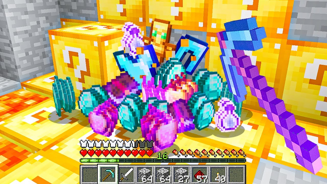 Minecraft Hide or Hunt, But With LUCKY BLOCKS..