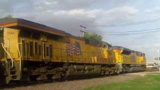 UP 8804 leads eastbound stacktrain with single C45ACCTE