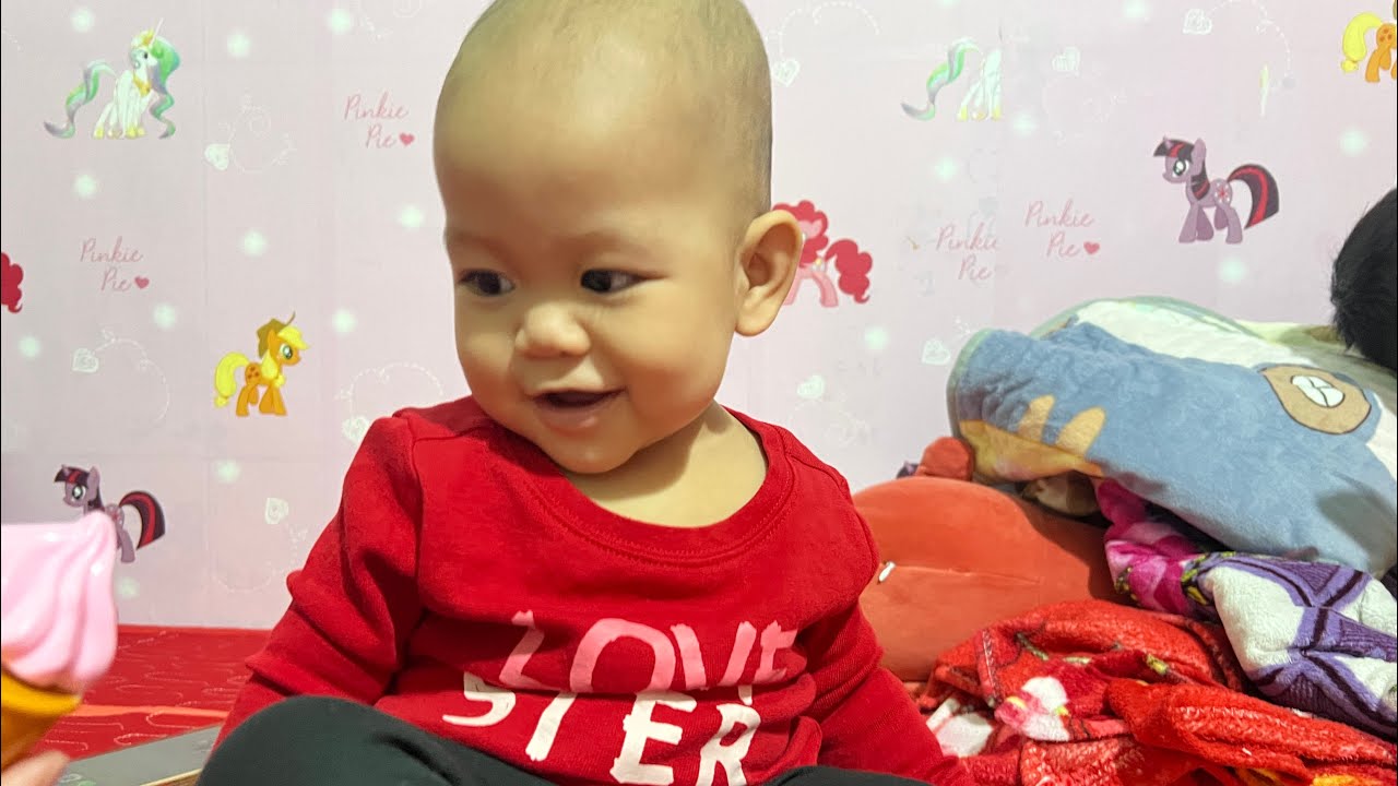 Pretty little baby PorPor,  Adorable Chubby Panhapor 10 months old 