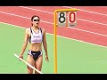 여자 선수는 몇 미터나 넘을까?