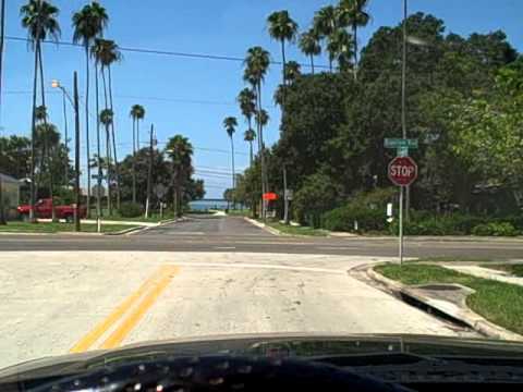 Driving in Dunedin Isles