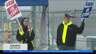 Historic UAW strike continues: Father, daughter speak from the picket line