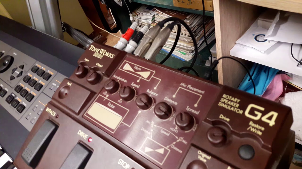 DEMO, KORG G4 Rotary Speaker Simulator + Roland XV88 organ 1 - YouTube