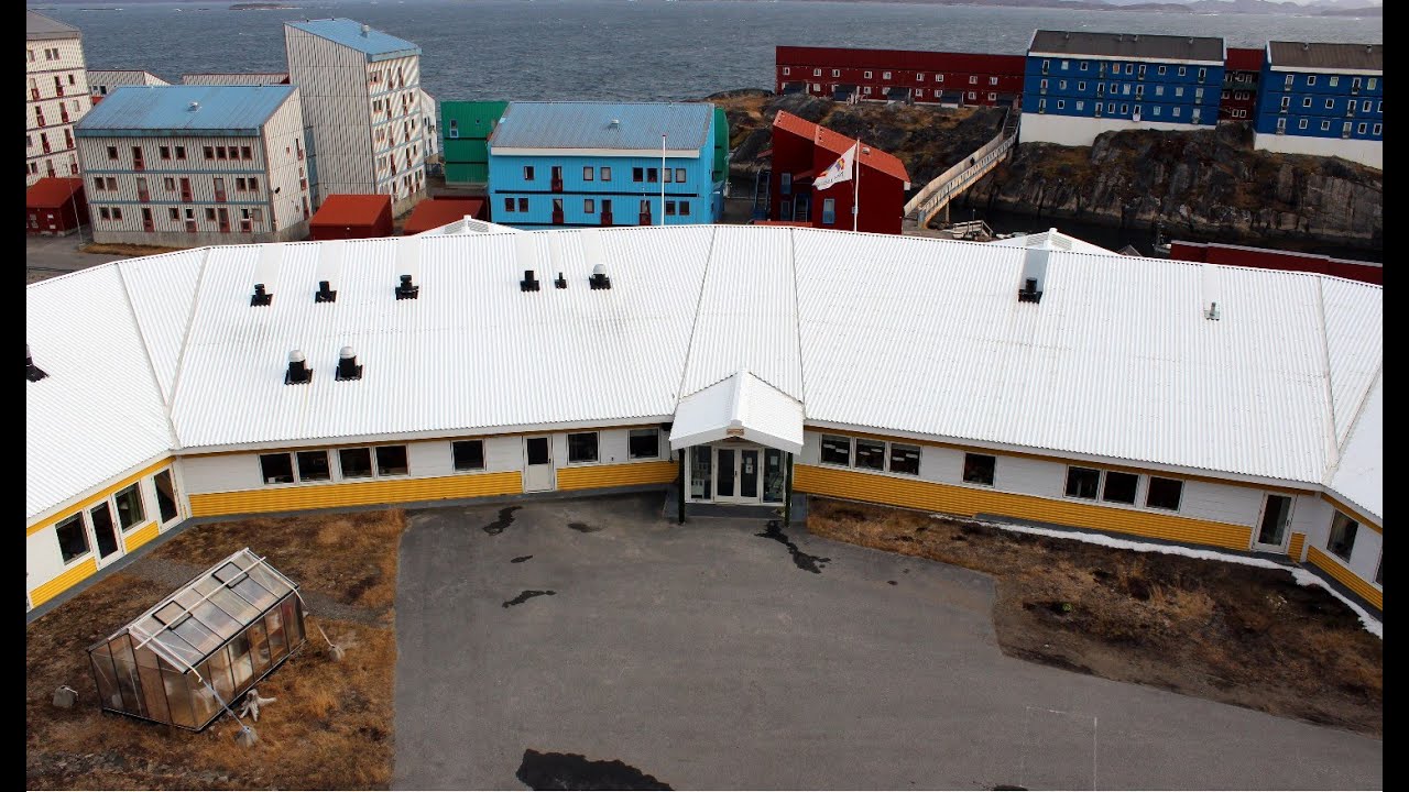 Maniitsumi utoqqaat illuat. Neriusaaq