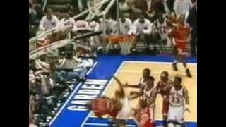 Chicago Bulls - New York Knicks | 1993 Playoffs | ECF Game 2: The Struggle within