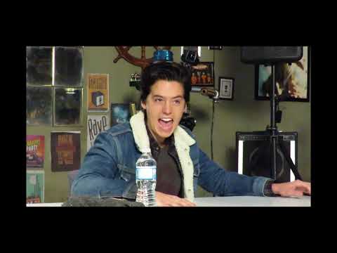 Riverdale Interview: Cole Sprouse on Bughead's Break-up and More!