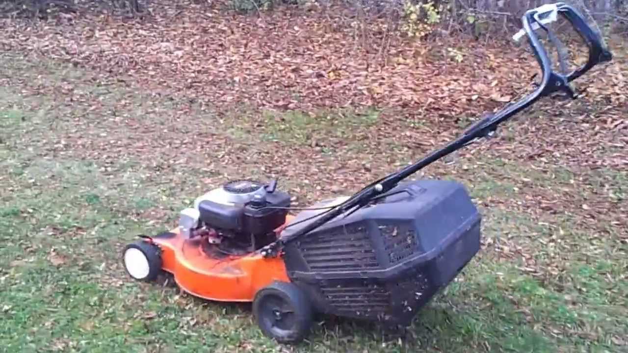 Der selbst fahrender Rasenmäher - YouTube