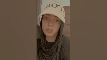 حبك كان كدبه واذاني علمني محبش تاني 