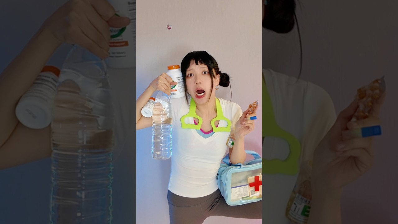 POV: When you cough in front of your girlfriend🤒🤣#zoey #kpopdemonhunters #cosplay #couple #funny