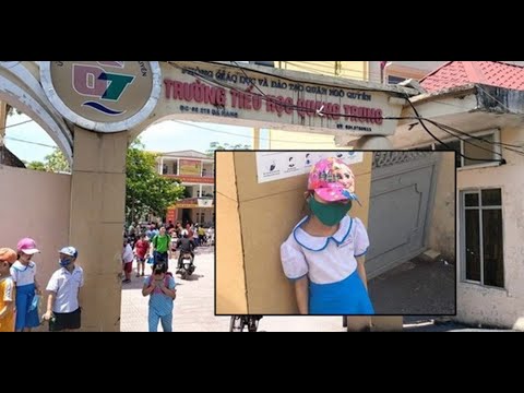 Video Vụ học sinh lớp 1 đứng ngoài nắng vì đi học sớm: Đâu... - YouTube
