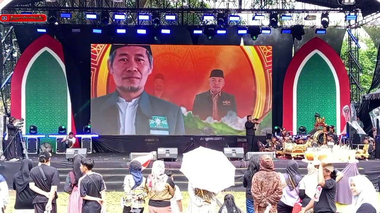 IDAKEB PUTRI SATRIA MANUNGGAL BUDAYA GUNTUR TEMANGGUNG TERBARU LIVE ALUN ALUN TEMANGGUNG  