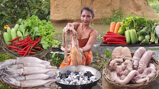 Fresh squid, grilled spicy in canned, Beef penis recipe with fresh vegetable- Cooking in Countryside