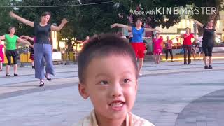 Trending In China || Chinese Couples Rural Style Dance Goes Viral Online || Chongqing China Dance