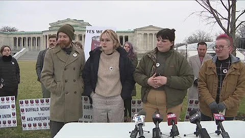 A Push for Workers Union at AKG Art Museum