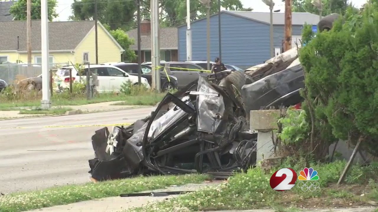 4 hospitalized in crash - YouTube