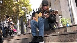 Dave Mustaine playing Use The Man on acoustic in Mendoza, Argentina 10/05/18