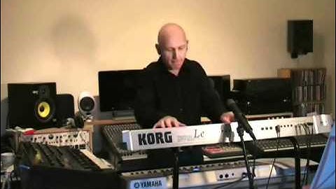 musicworks Dan Shield keyboard Korg Triton LE piano sound