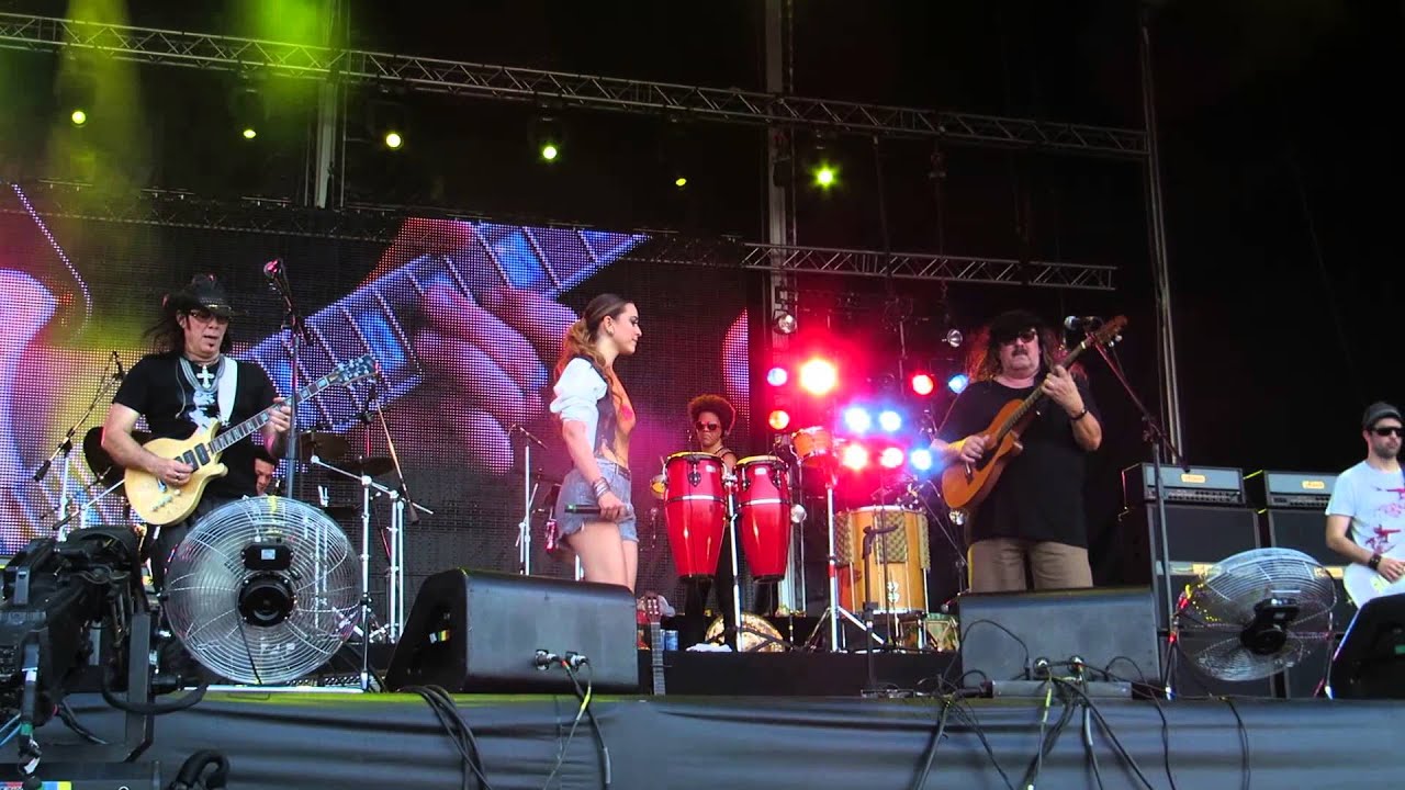 Watch Roberta Sá, Pepeu Gomes e Moraes Moreira || Brasil Pandeiro on YouTube Watch Roberta Sá, Pepeu Gomes e Moraes Moreira || Brasil Pandeiro on YouTube