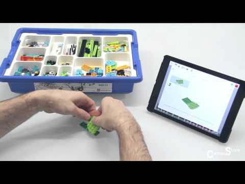 LEGO Mindstorms EV3 full demo at Toy Fair 2013, filmed by BSCkids.. 