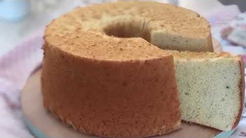 Thumbnail of Banana Chiffon Cake 香蕉戚风蛋糕