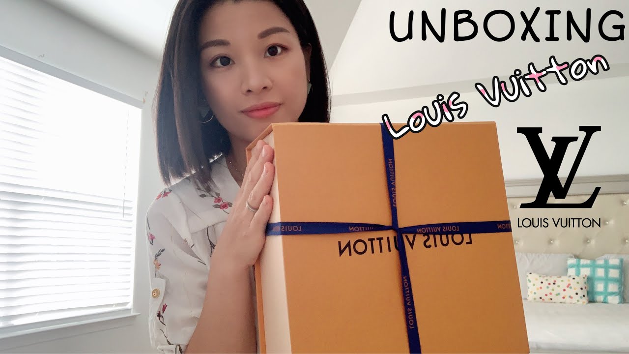 Unboxing Louis Vuitton MONOGRAM ESSENTIAL CAP 