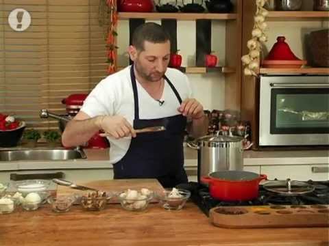 וִידֵאוֹ: איך לבשל ריזוטו עם פטריות פורצ'יני וטימין