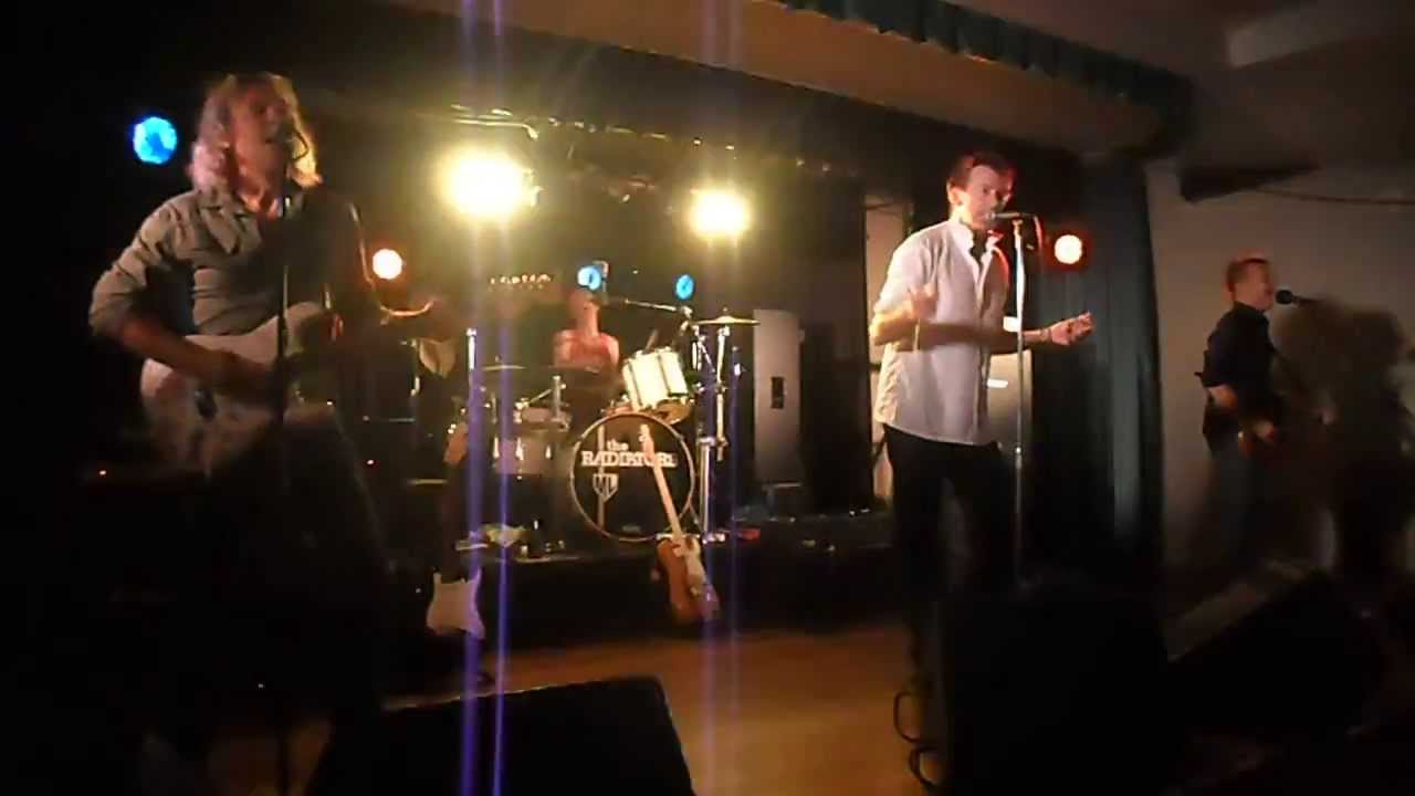 The Radiators...... Nancy Can't Dance - YouTube