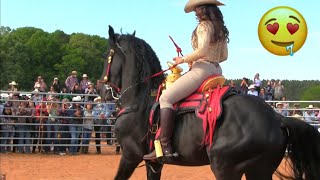 Alejandra Rojas Dicen Que Los Ojos Negros Nunca Engañan😍🔥🐴