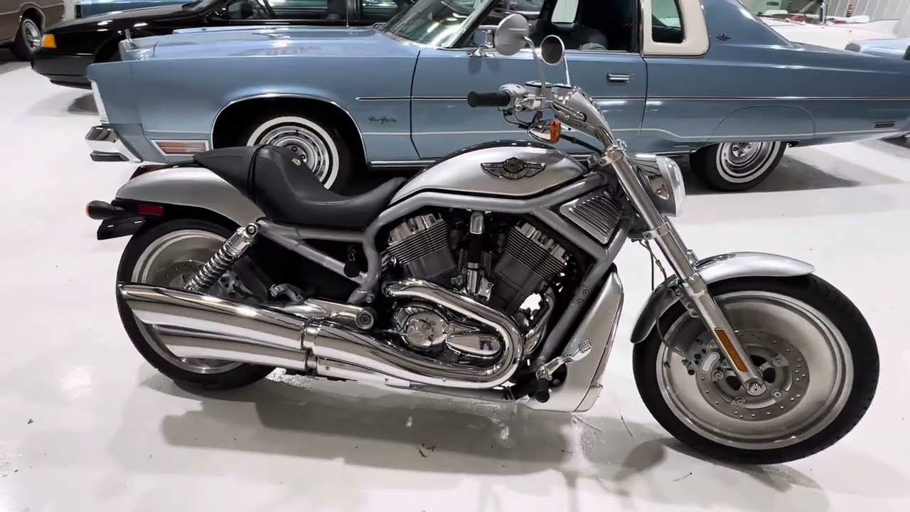 2003 Harley Davidson V-Rod Walk Around Video! ONLY 712 MILES!! On