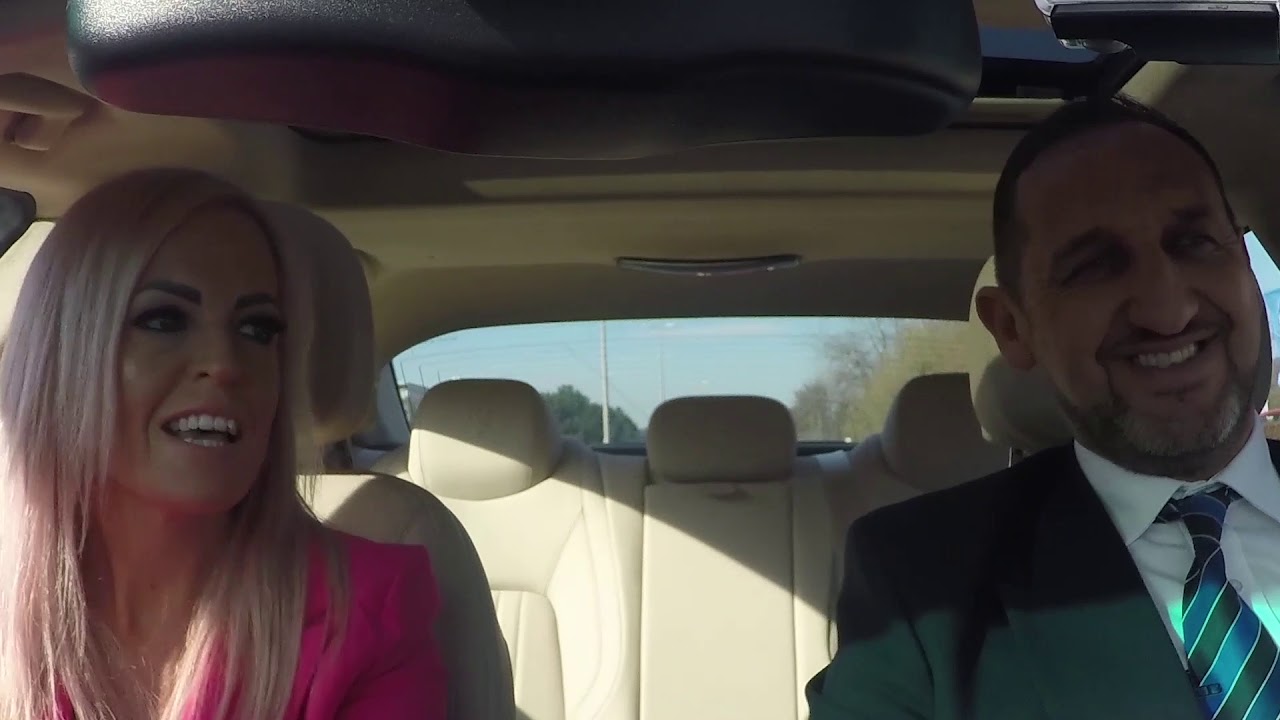 Lisa Marie Brown Meets Rupert Moon!