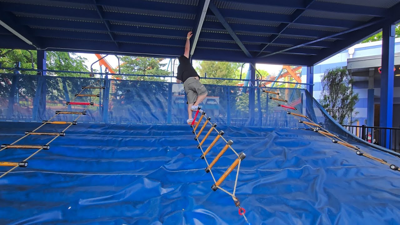 Trying the cedar point climbing challenge / rope ladder game