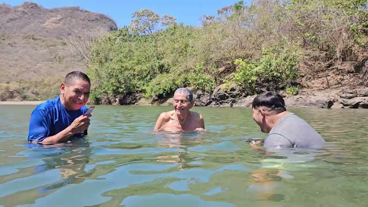 Dramáticos rescates de don santos  en el río la junta  #Shorts |