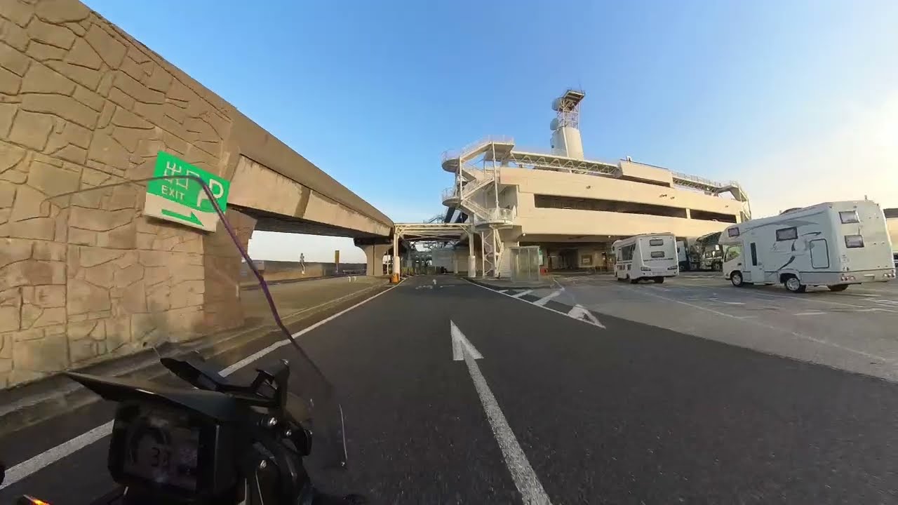 アクアライン（川崎側）→海ほたるのバイク駐車場へ