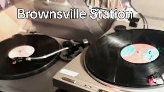 Watch Brownsville Station Ostrich video