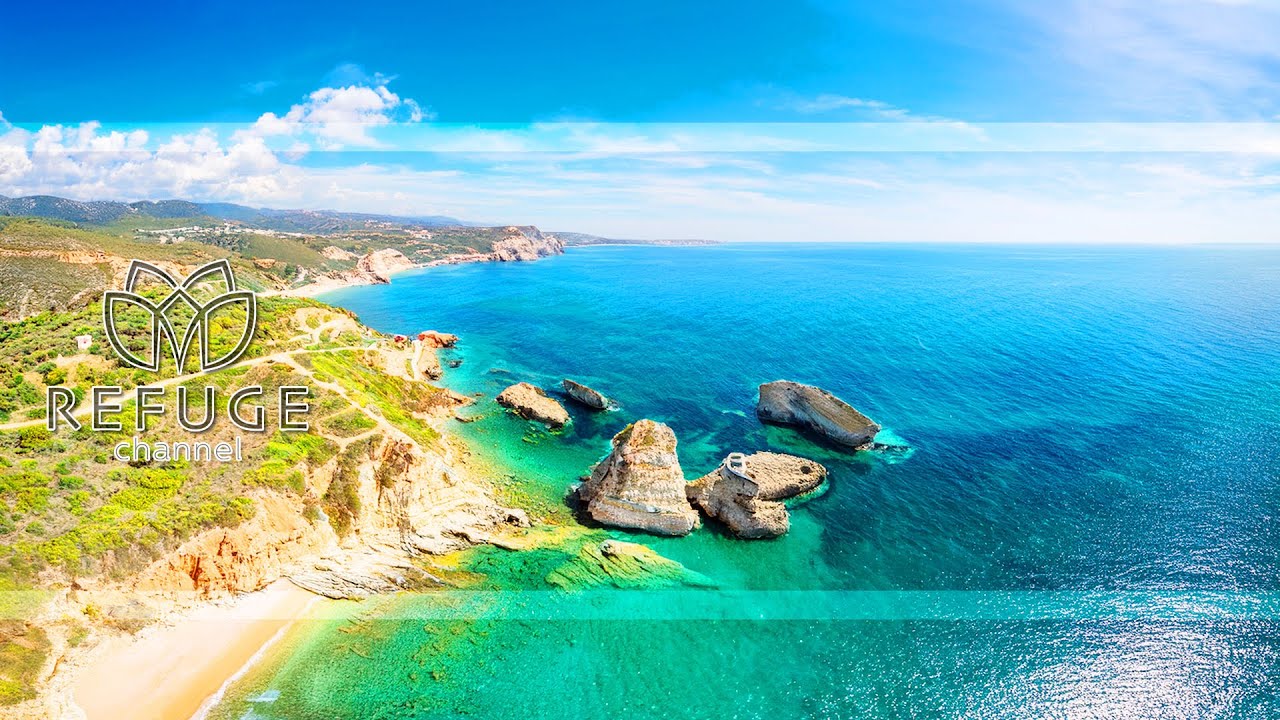 Расслабляющие Волны Моря и Воздушные Виды Побережья